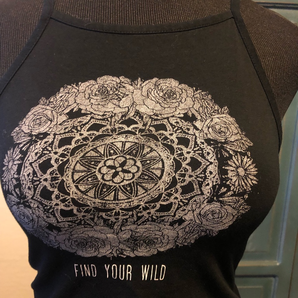 Black crop top